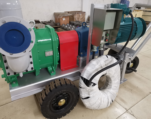 防汛抗旱移动泵车平常怎样维修保养